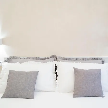 Tom Luxury Guest house